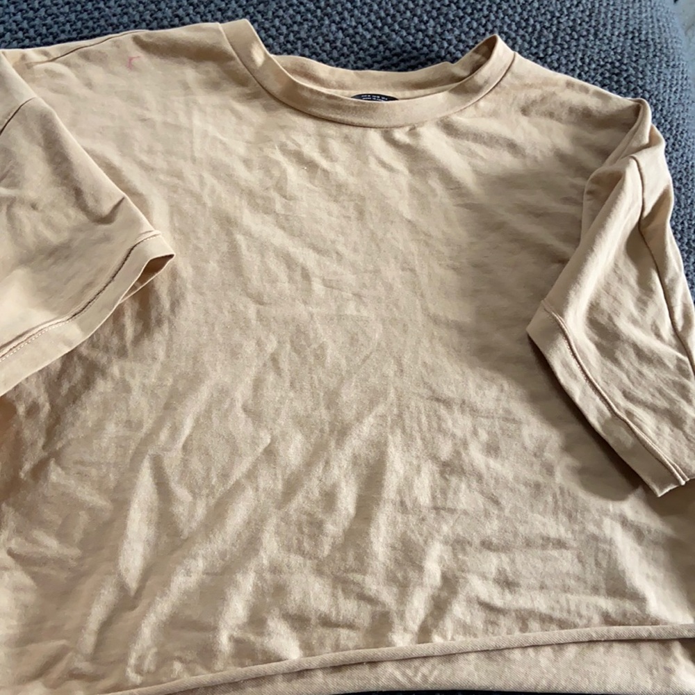 Cropped short sleeve shirt
